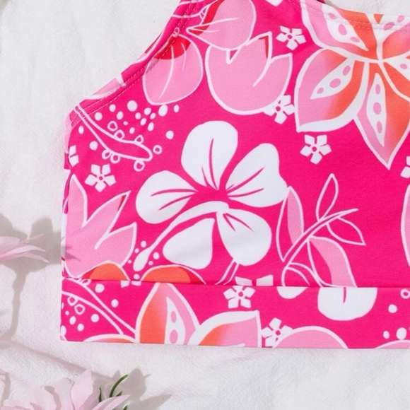 Cartoony, floral, pink, patterned, bikini top - Picture 4 of 6